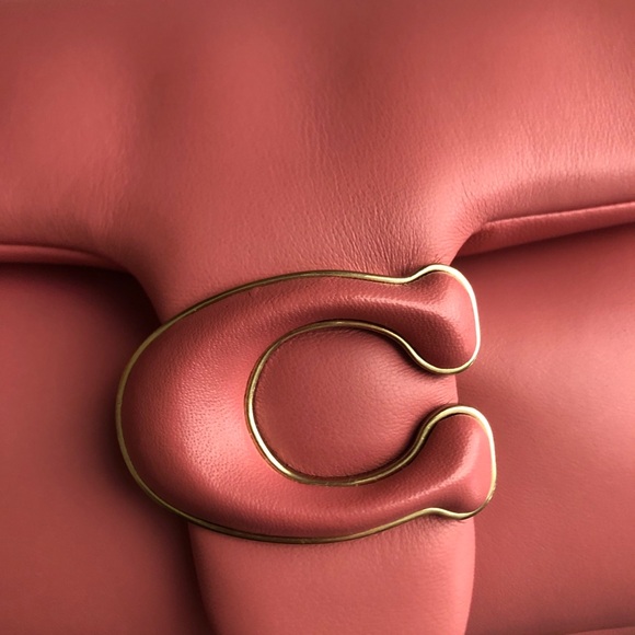 Coach Pillow Tabby 26 PRICE IS FIRM - Picture 2 of 10